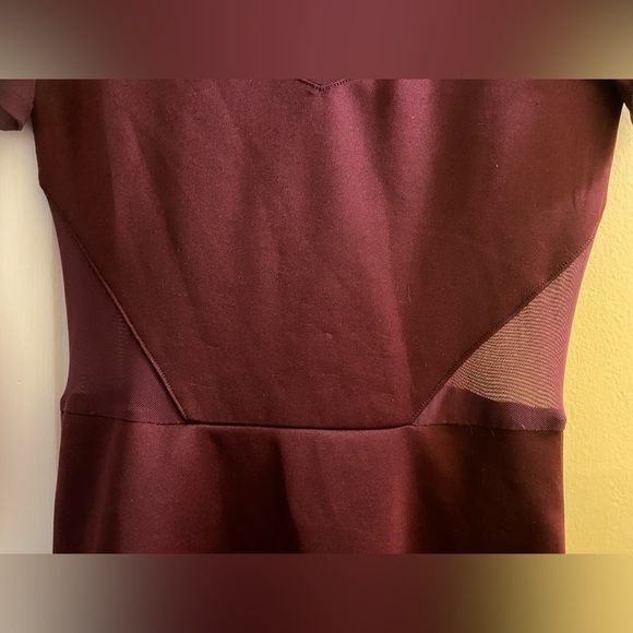 H&M Divided Womens Size 6 Maroon Skater Dress - Picture 7 of 8